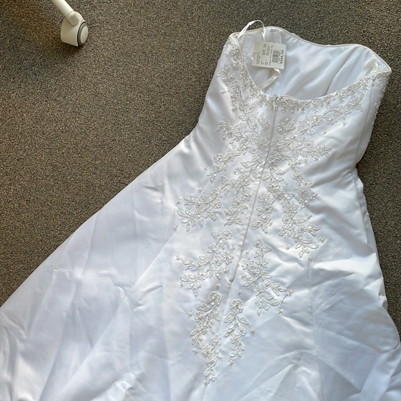 David's Bridal Dresses Davids Bridal Michaelangelo Style V859 Size